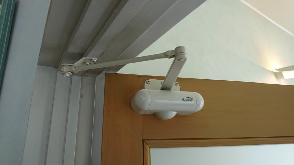 ドアマン取替え 名古屋市熱田区 | ドアマン取替えなら建具修理の窓口名古屋市熱田区